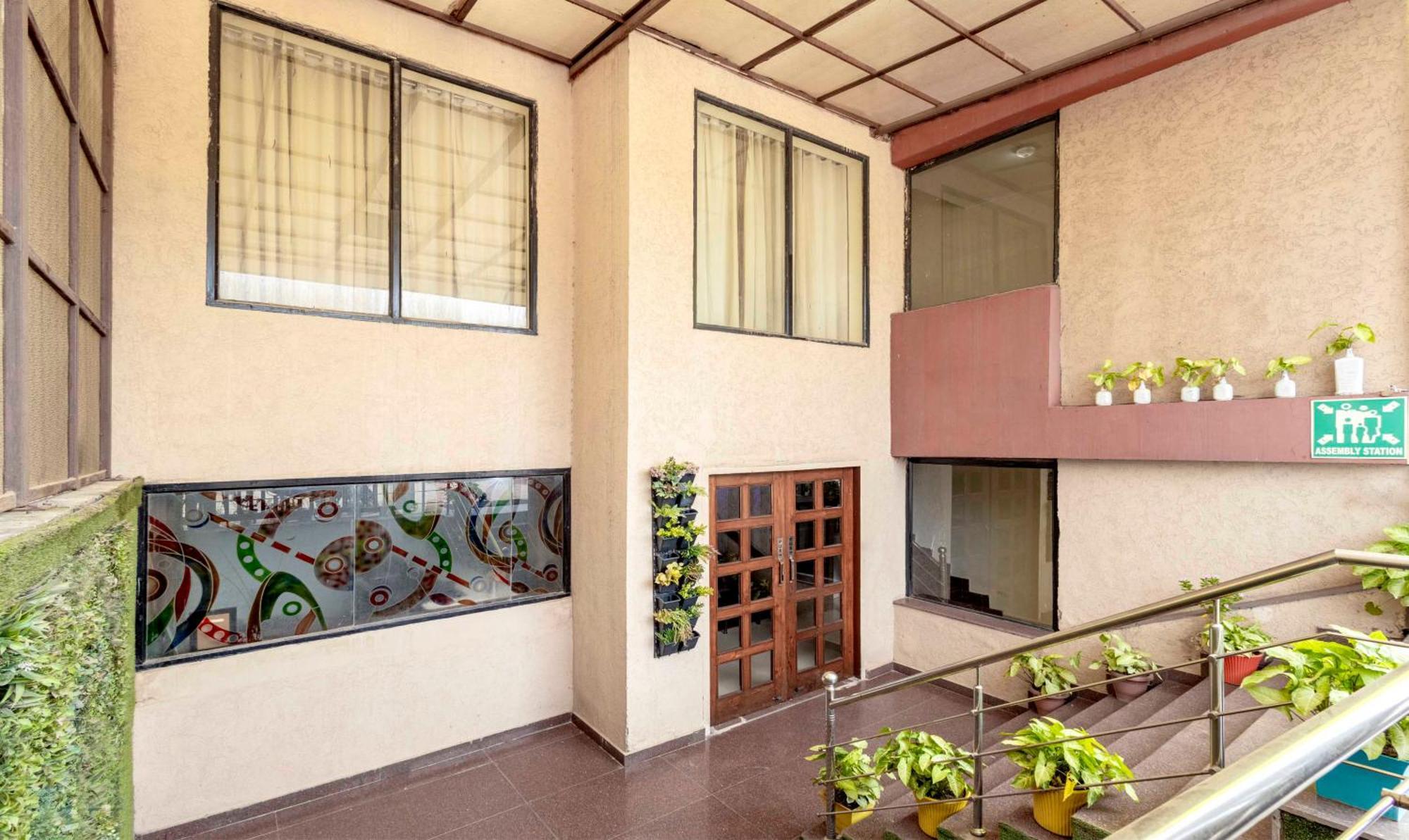 OYO 23580 Maurice Hotel Baddi Exterior foto